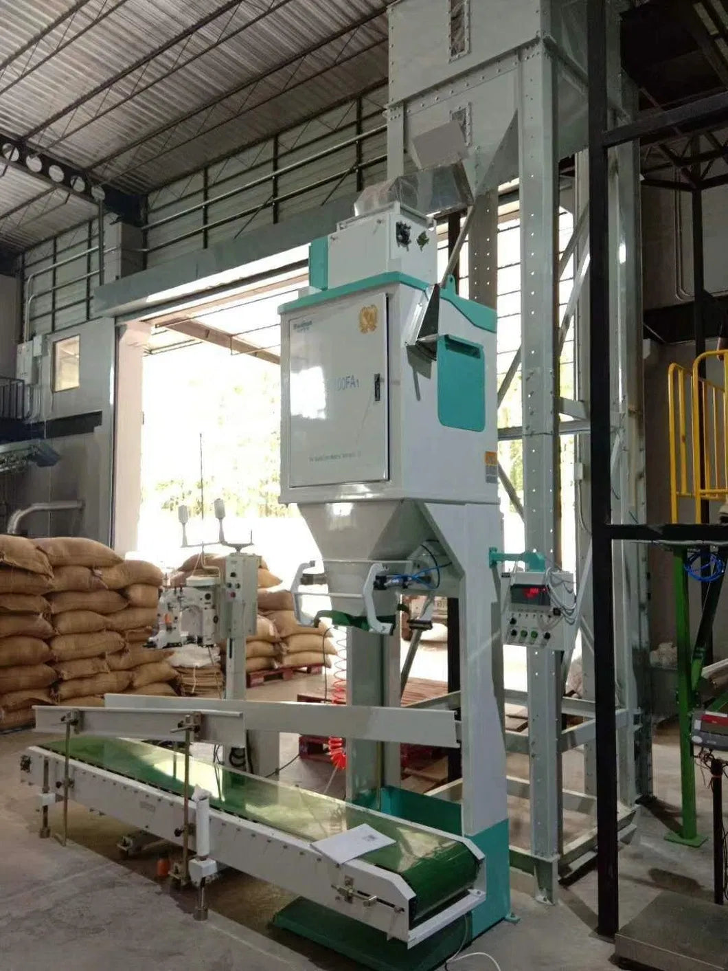 Granular material bagging