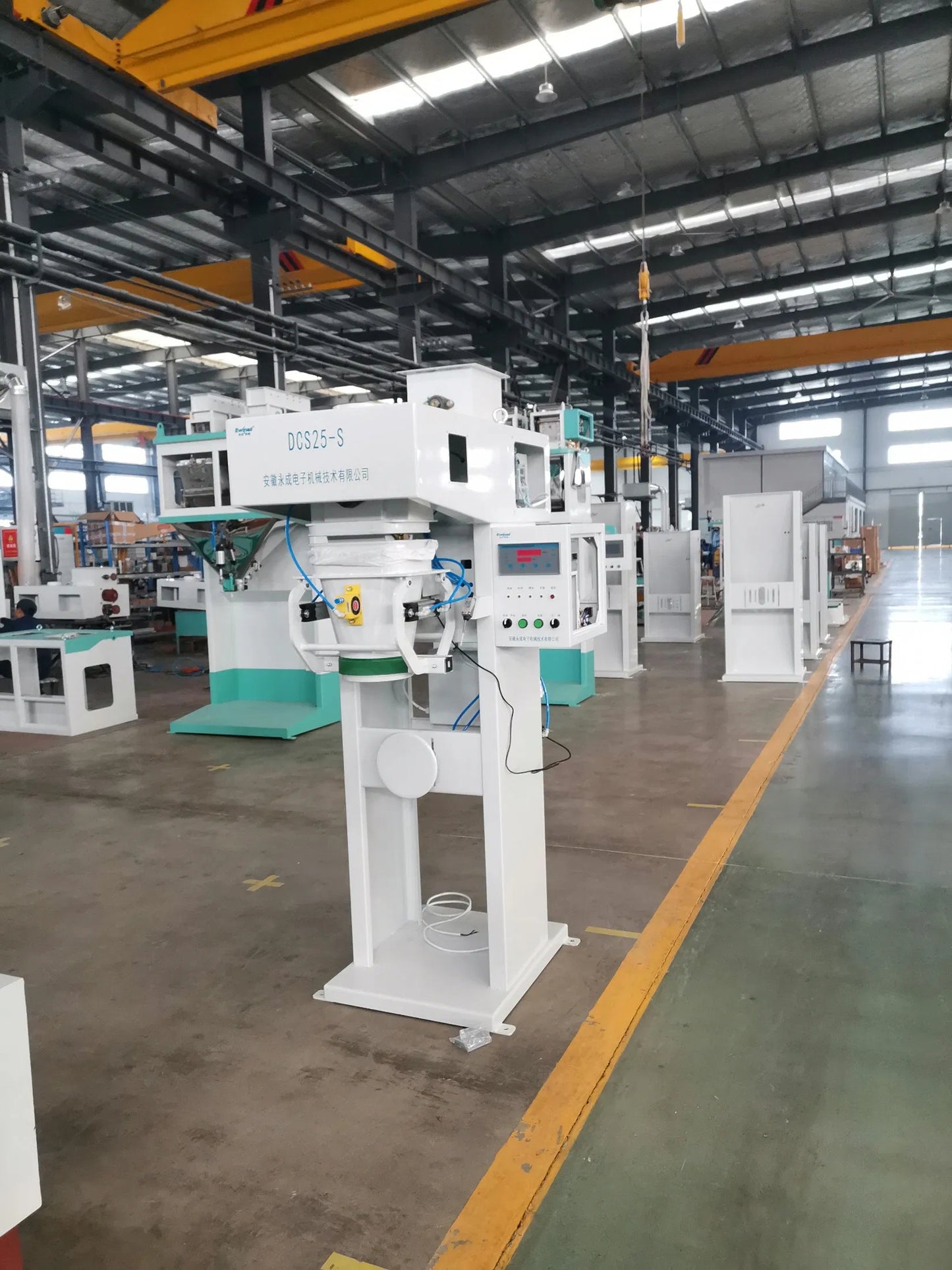 Ewinall DCS-25-S 5–25kg High-Efficiency Powder Packing Machine | Automatic Flour & Feed Bagging