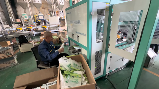 Ewinall BZD-900R Semi-Automatic Spout Pouch Packing Machine – 2.5-5kg Rice & Granule Stand-Up Bag Filling and Sealing
