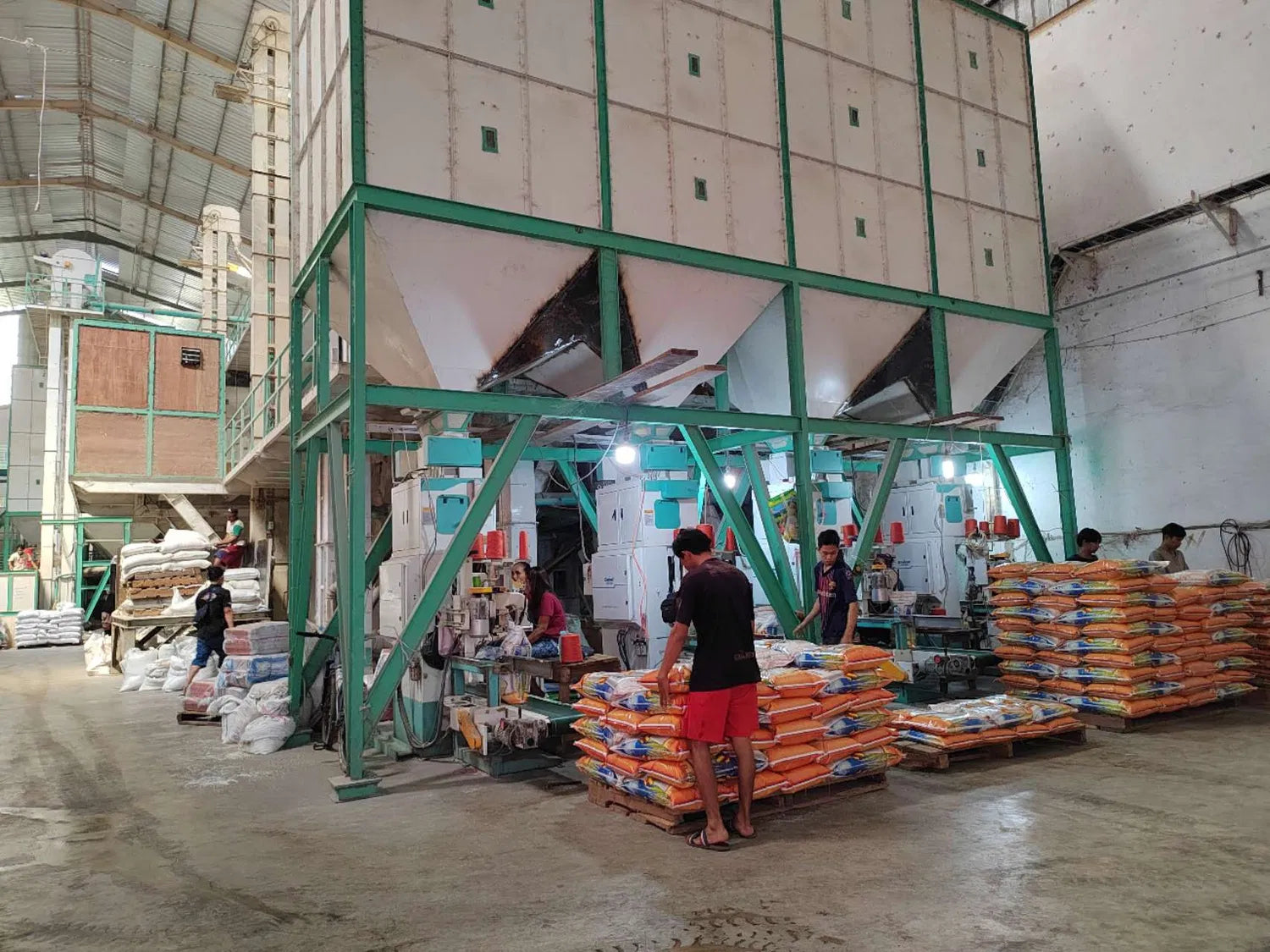 High-Precision Touch Screen Packing Machine for Rice & Granules