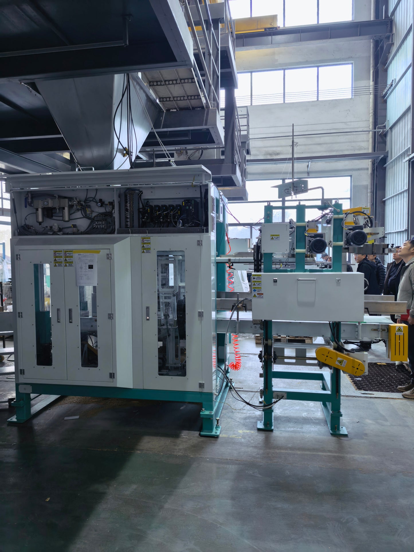 Ewinall QZB-700M Automatic Rice & Grain Packaging Machine | Fully Automatic Bagging & Sewing Solution for 25–50kg Bags